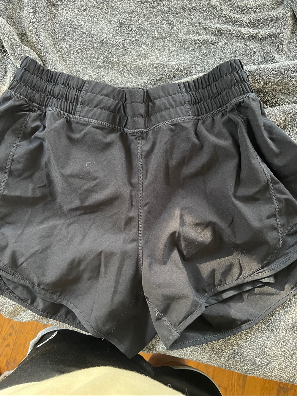 Mondetta Black Athletic Shorts with Elastic Waistband
